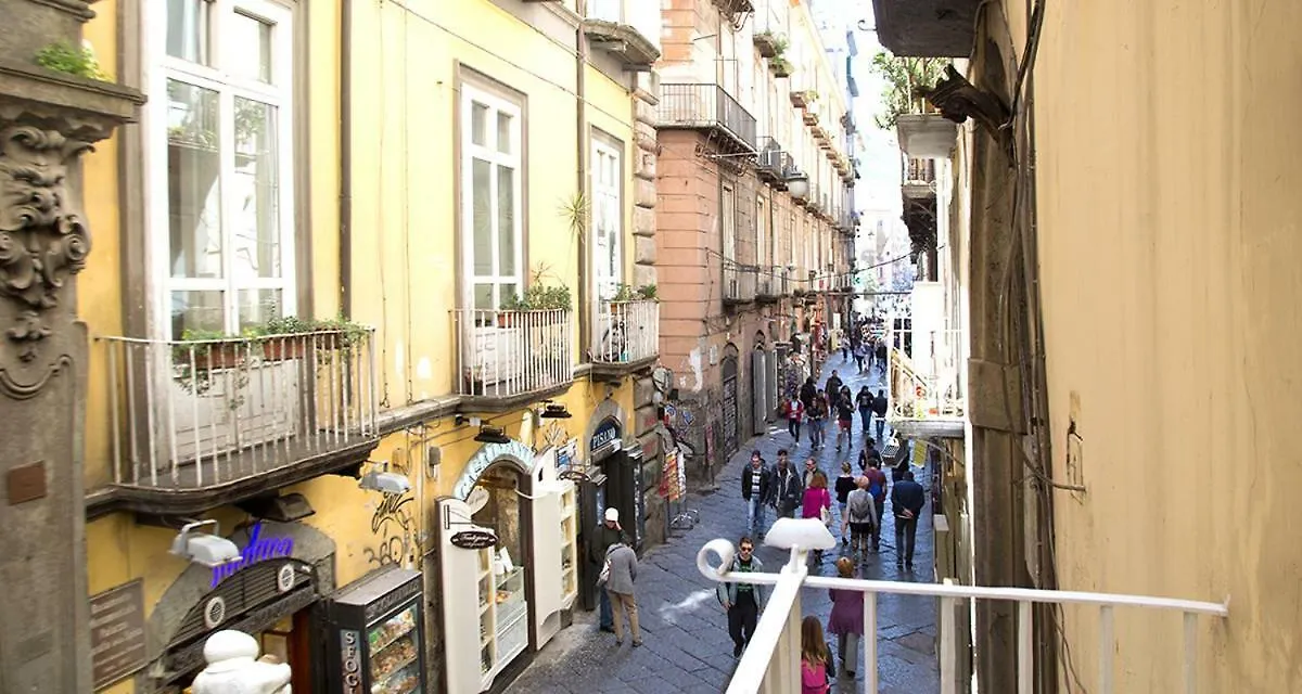 Decumano 23 Bed & Breakfast Naples